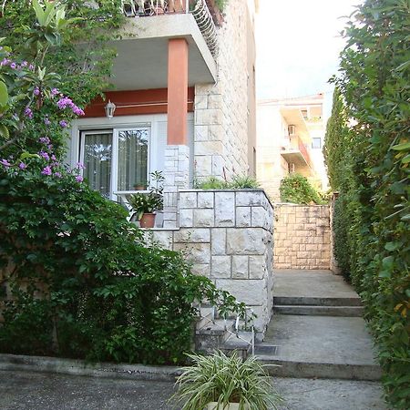 Daniela Appartement Makarska Buitenkant foto
