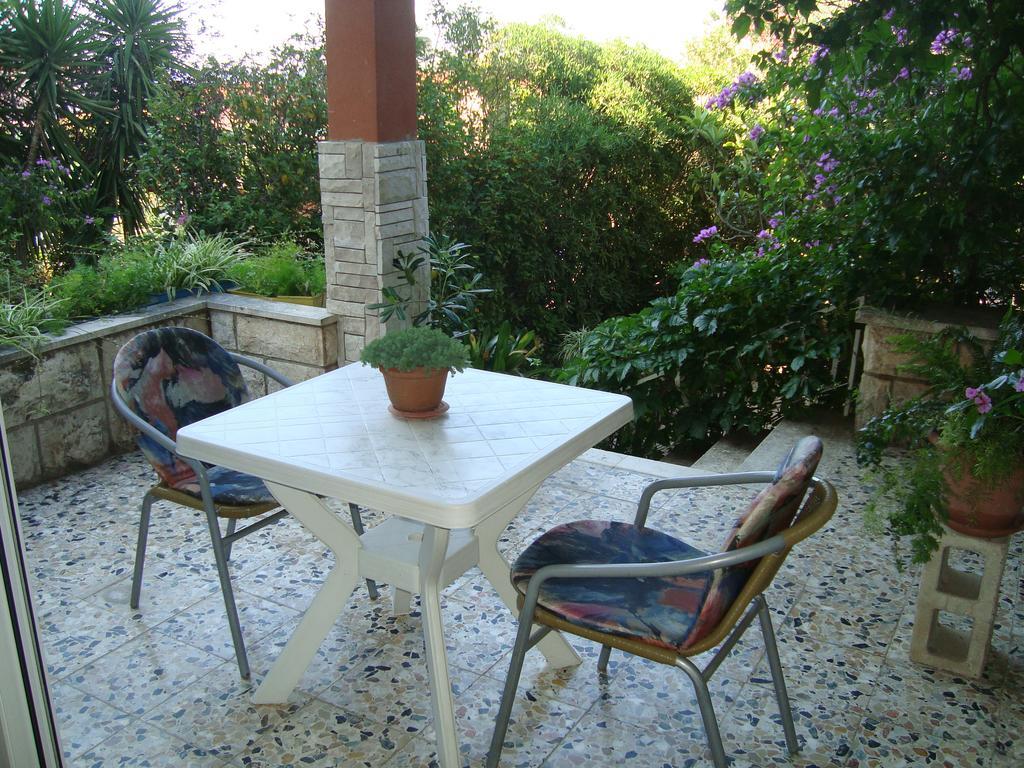 Daniela Appartement Makarska Buitenkant foto