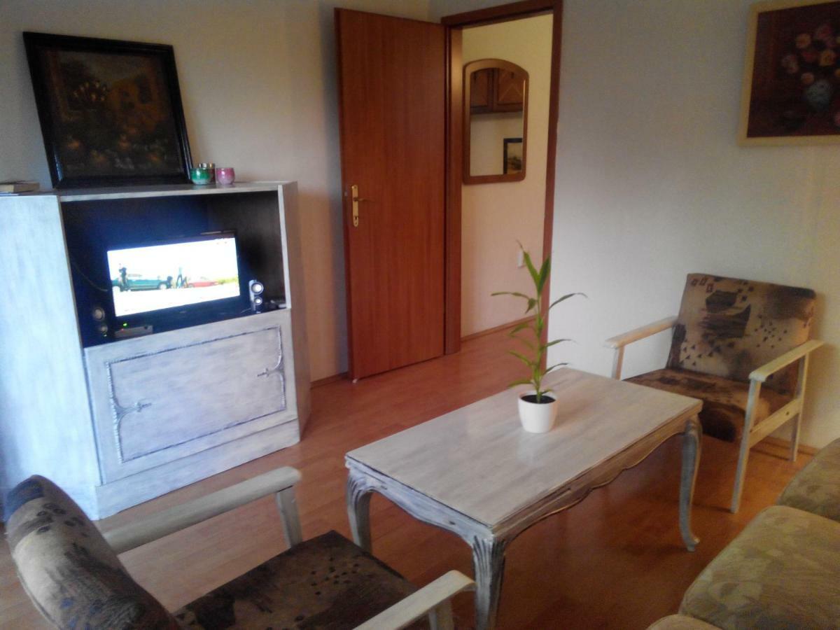 Daniela Appartement Makarska Buitenkant foto